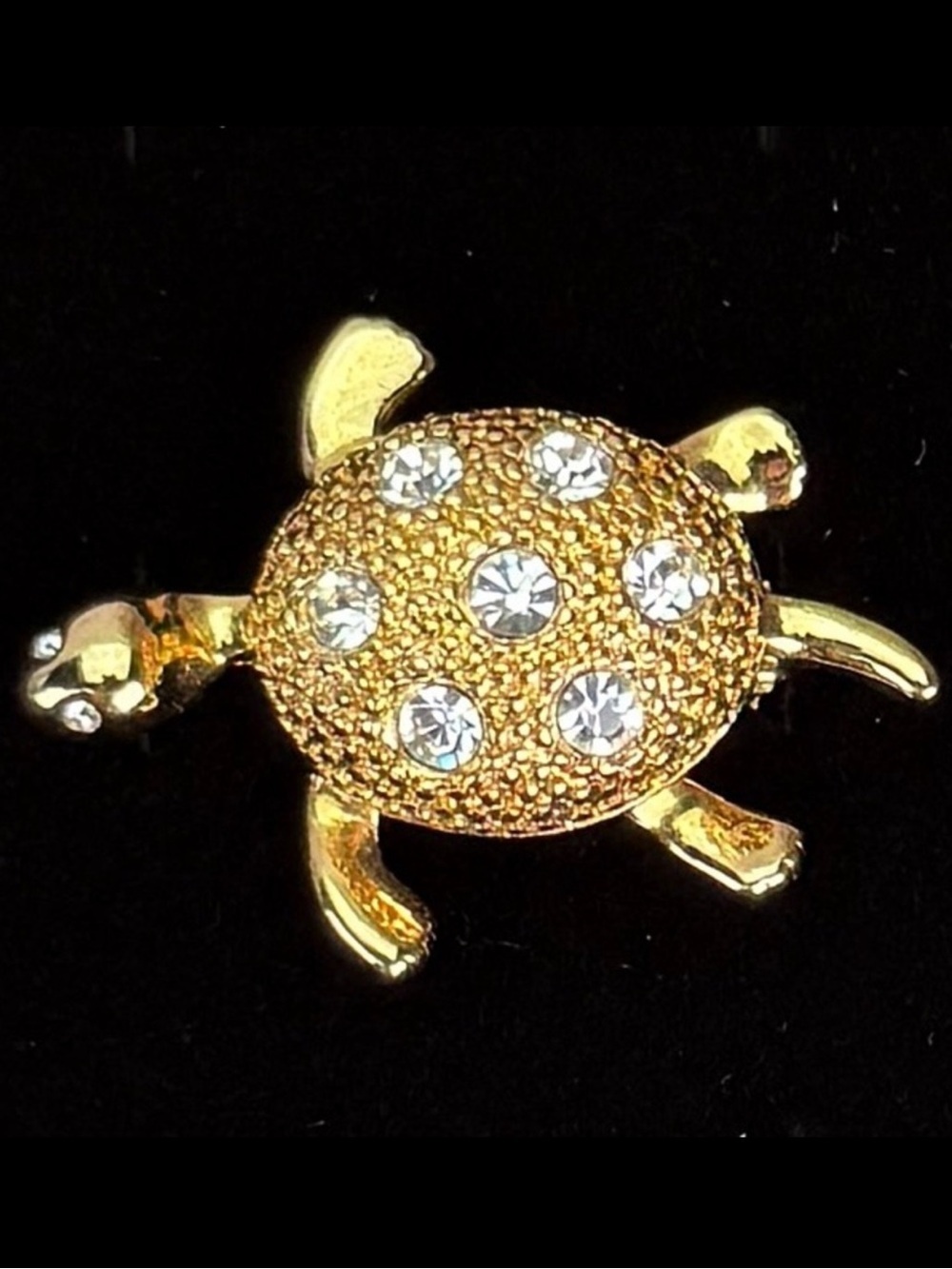 Beautiful goldtone, crystal bling turtle brooch, pin